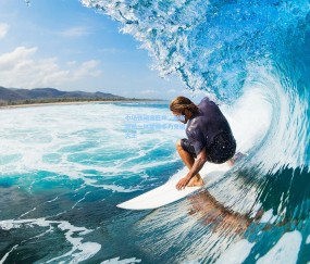 壹号娱乐在线平台-中场铁闸定乾坤，赖斯攻防一体助枪手力克南大王